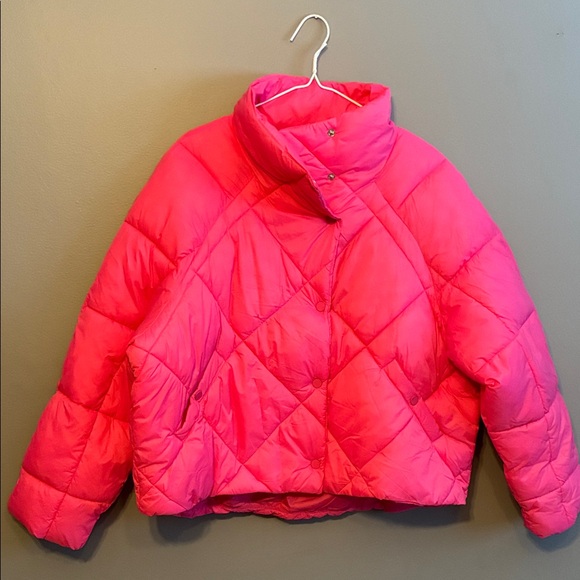 Only Jackets & Blazers - Only Carol Azalea Pink Quilted Crop Puffer Jacket with Snaps